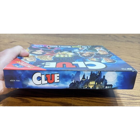 Hasbro Clue The Classic Mystery Board Game W/ Fun Activity Sheet Family Night - Picture 4 of 11